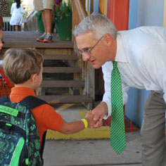 UPLOAD YOUR LEADER PICTURE HERE!